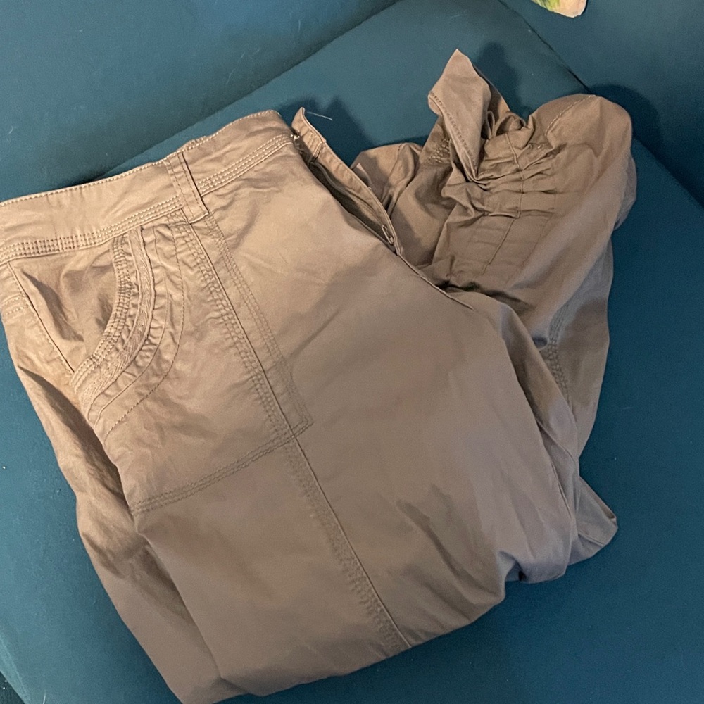 Women’s Capris